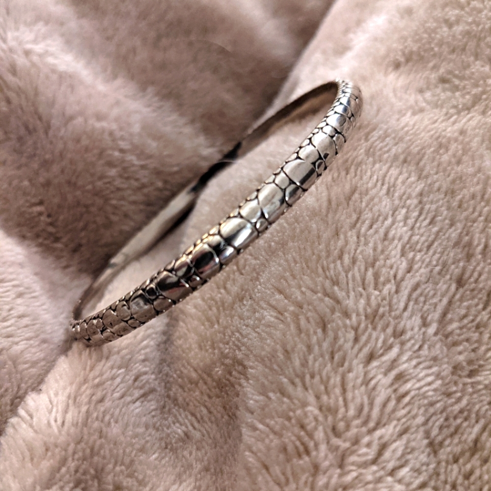 Monet Bangle